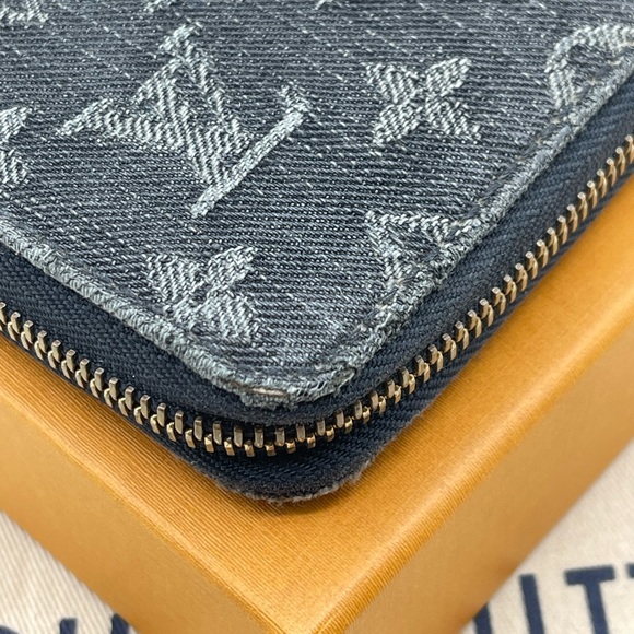 Louis Vuitton Denim Blue Jean Monogram Long Round Zippy Wallet Clutch Rare LV - Picture 6 of 15